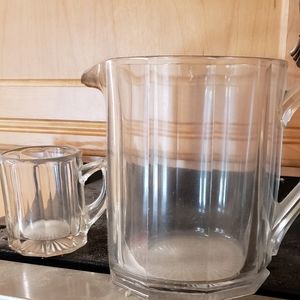 Large and small pitchers